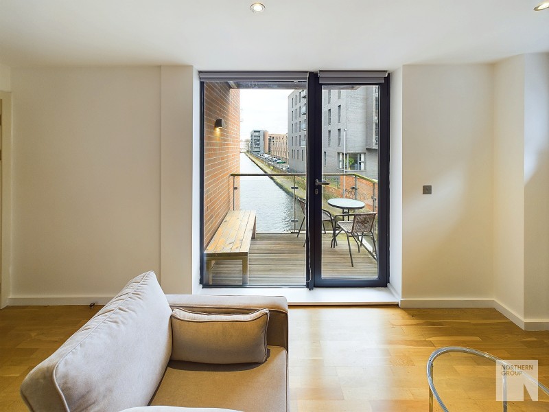 Apt 3.09 Flint Glass Wharf image 5