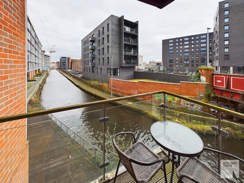 Apt 3.09 Flint Glass Wharf image 6