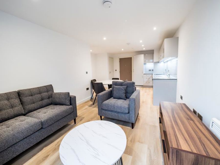 Flat 24, The Quarters image 1