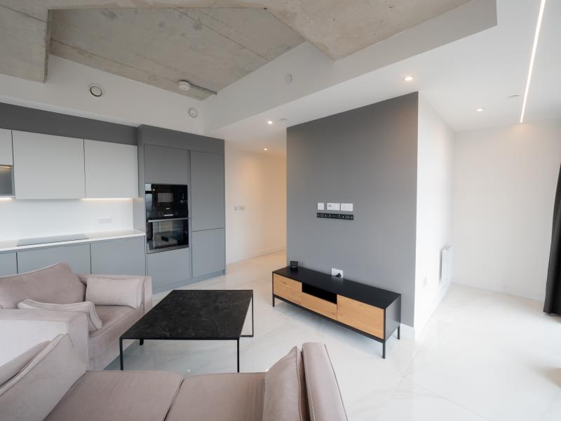 Apt 7.03 :: One Silk Street image 8