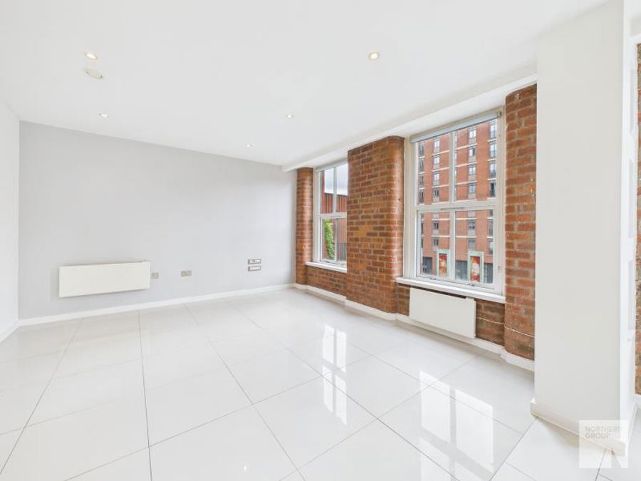 Apt 1.07 :: Ice Plant image 1