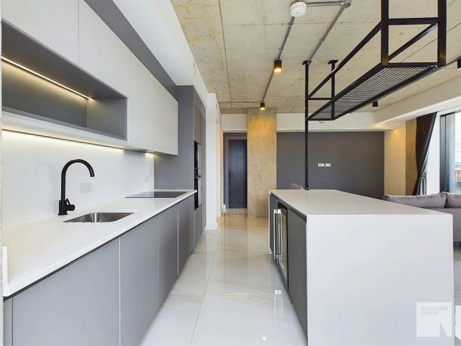 Apt 8.08 :: One Silk Street image 4