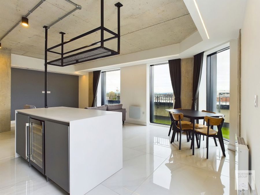 Apt 8.08 :: One Silk Street image 5