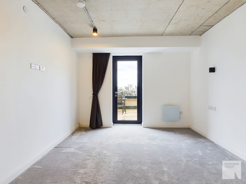 Apt 8.08 :: One Silk Street image 9