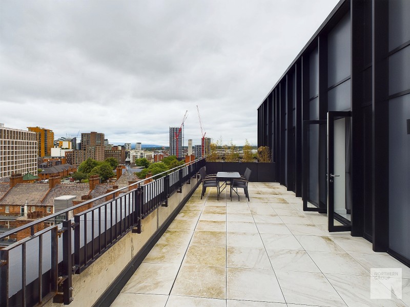 Apt 8.08 :: One Silk Street image 10