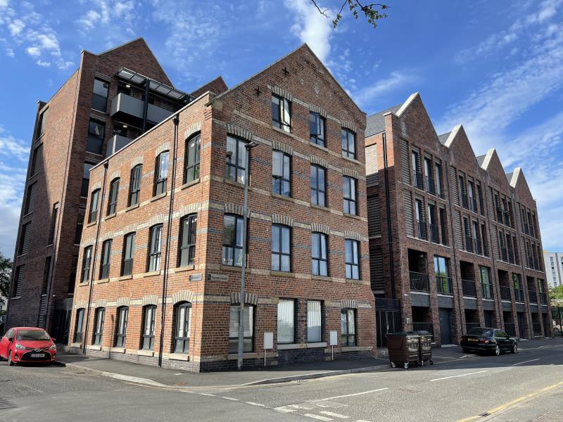 Roper Court :: Ancoats image 2