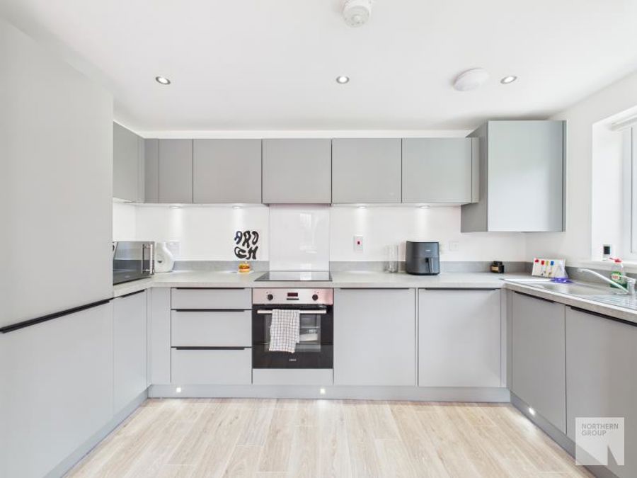 Robertsons Way :: Droylsden image 2