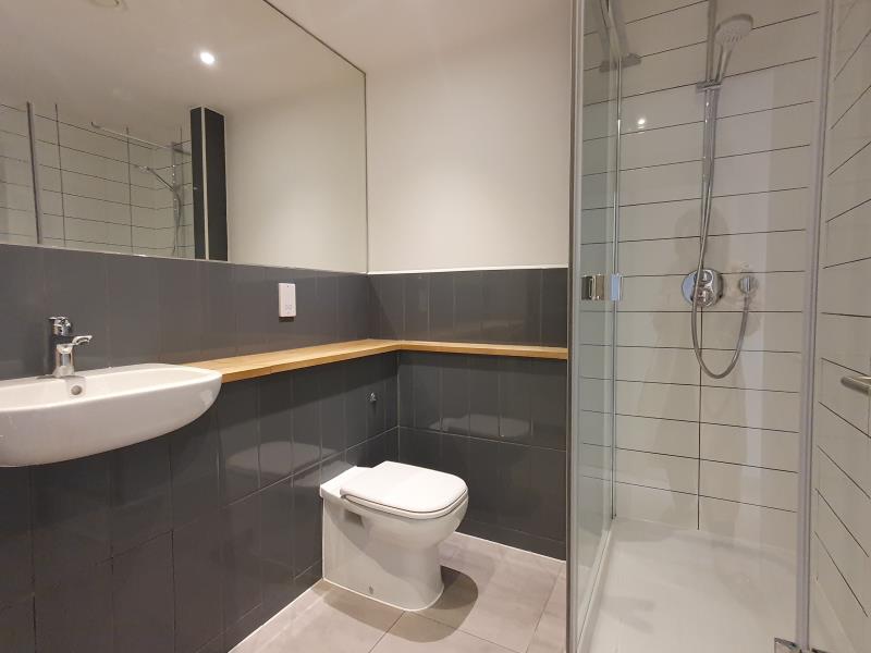 Apt 24 :: Cutting Room Square image 12