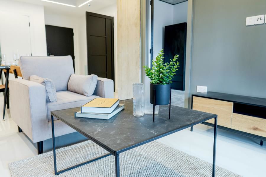 Apt 3.09 :: One Silk Street image 3