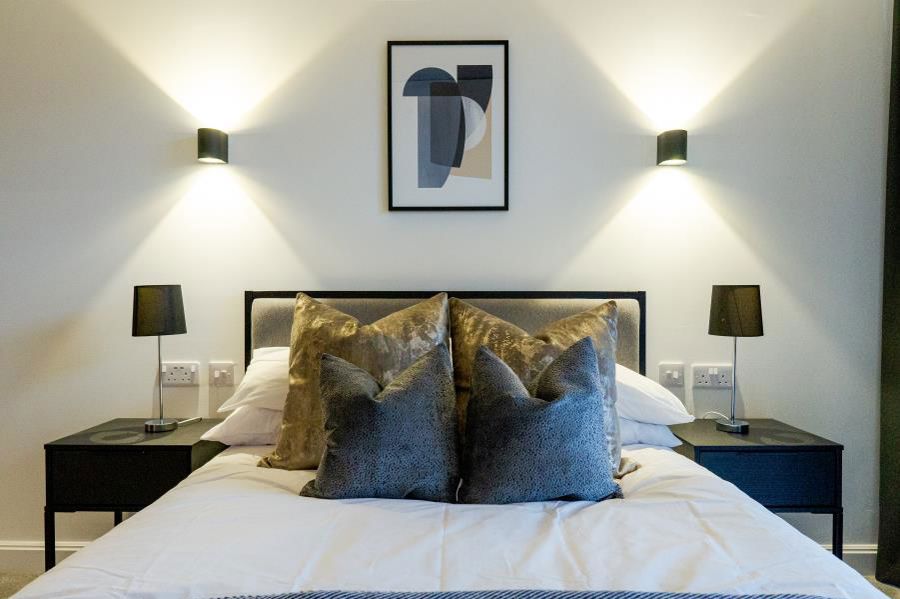 Apt 3.09 :: One Silk Street image 7