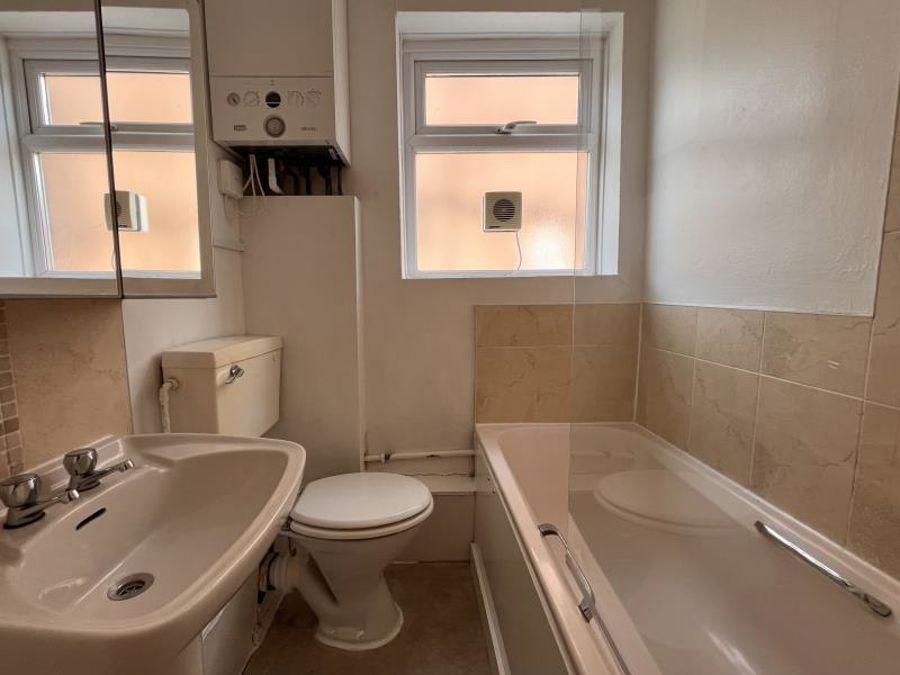 15, Warwick Road image 8