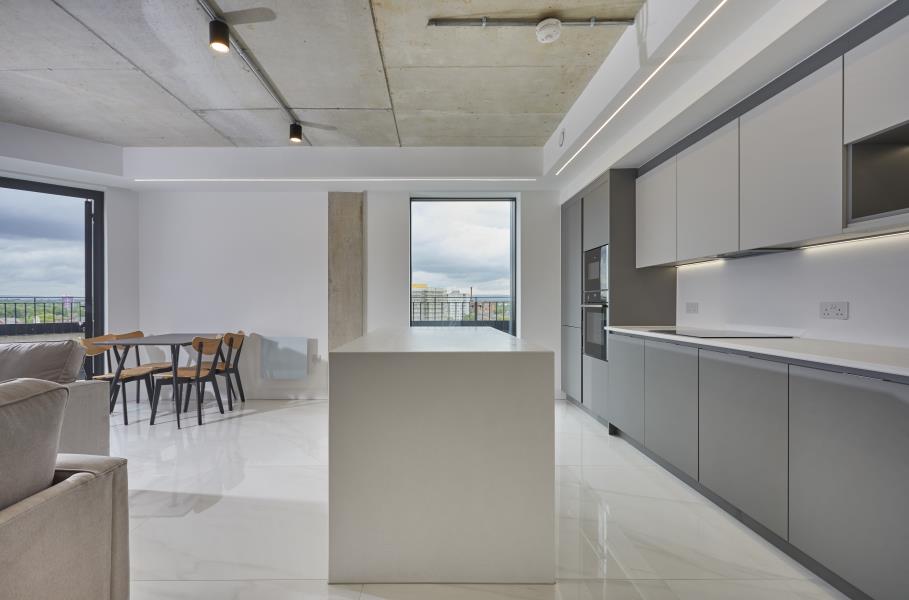 Apt 8.02 :: One Silk Street image 1