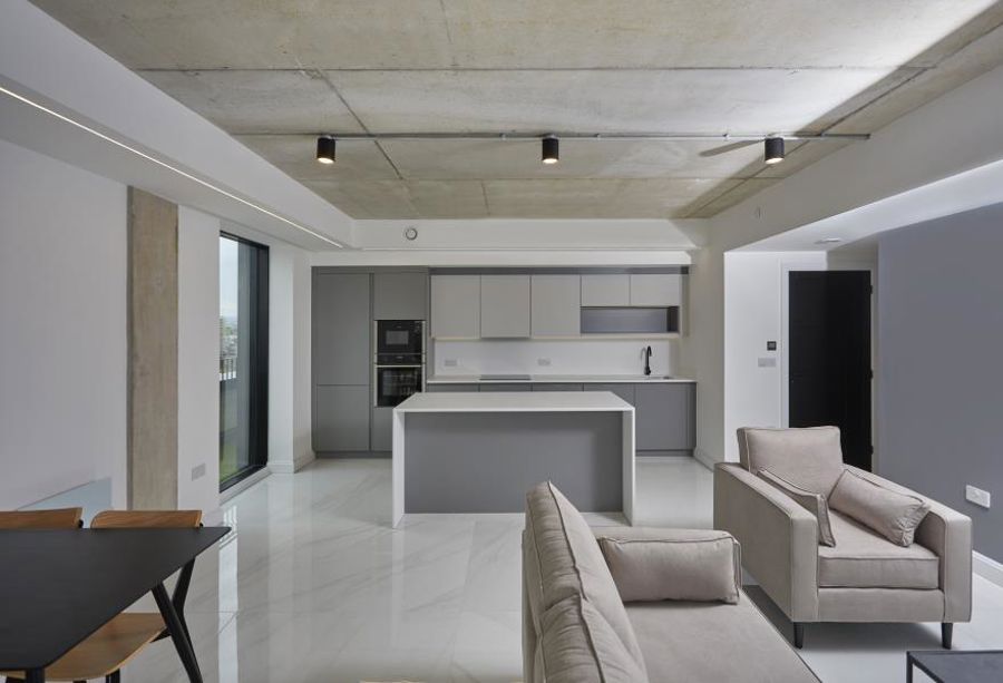 Apt 8.02 :: One Silk Street image 2