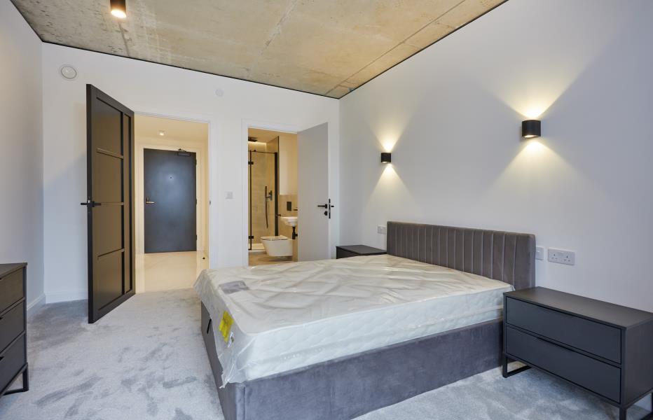 Apt 8.02 :: One Silk Street image 7