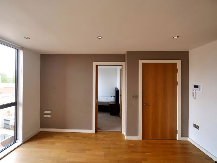 Apt 3.20 :: Flint Glass Wharf image 6