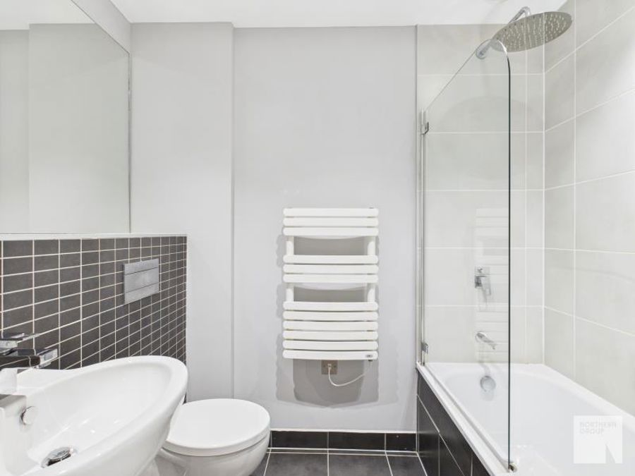 Apt 2.16 :: Flint Glass Wharf image 6