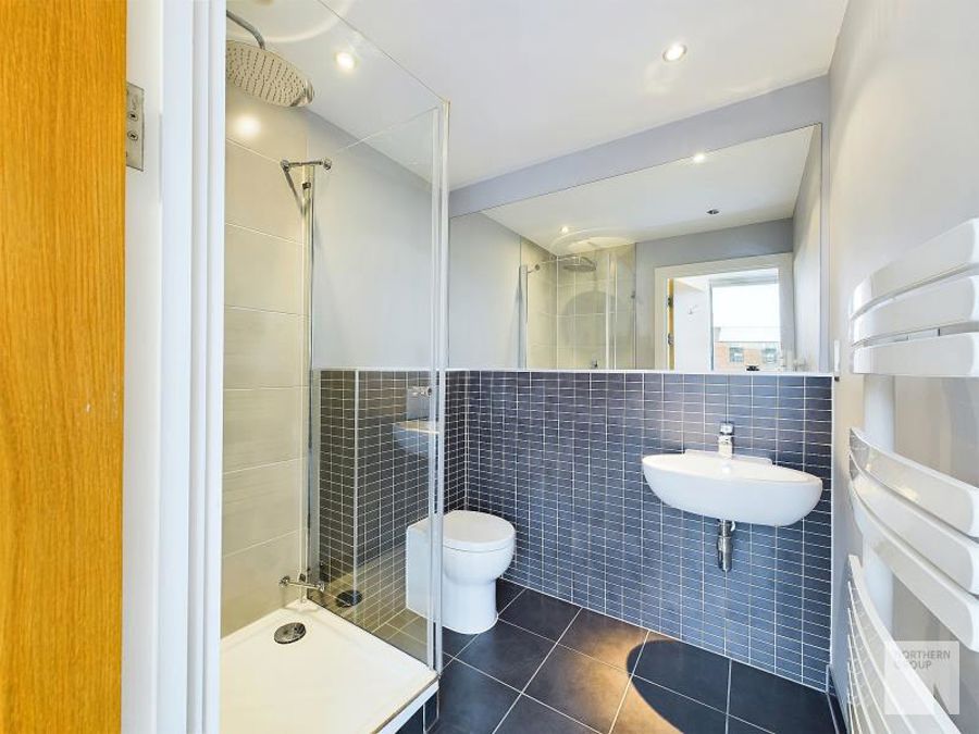 Apt 4.08 :: Flint Glass Wharf image 10