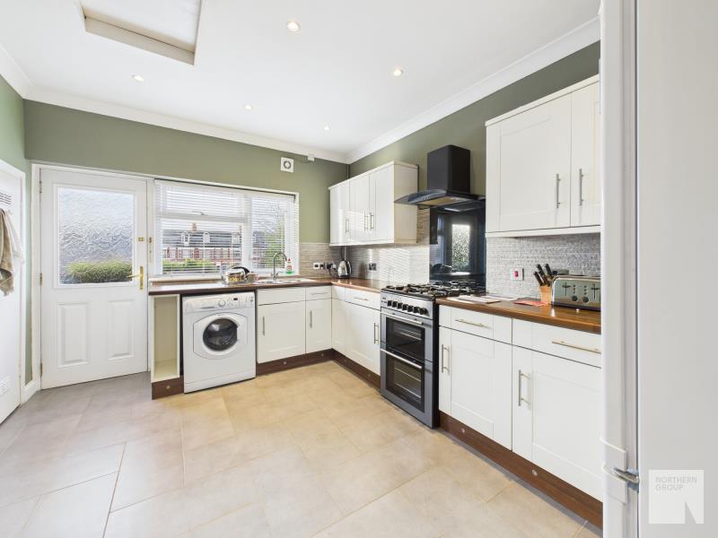 Temple Square :: Manchester image 2