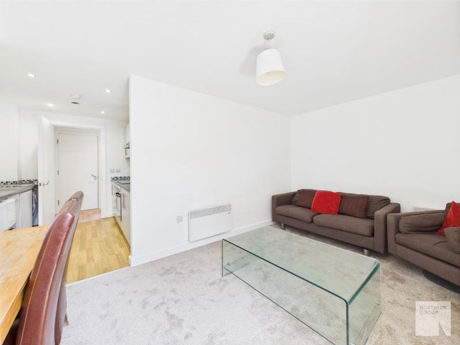 BS41 :: Loom Street image 8