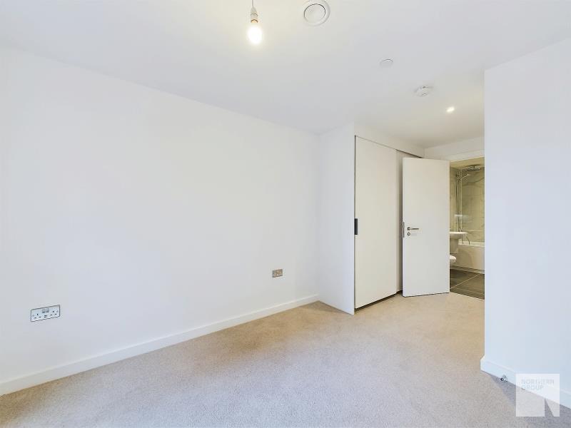 Block B :: The Railings image 9