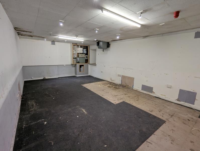 Lower Ground - 65/67 Lever St image 4