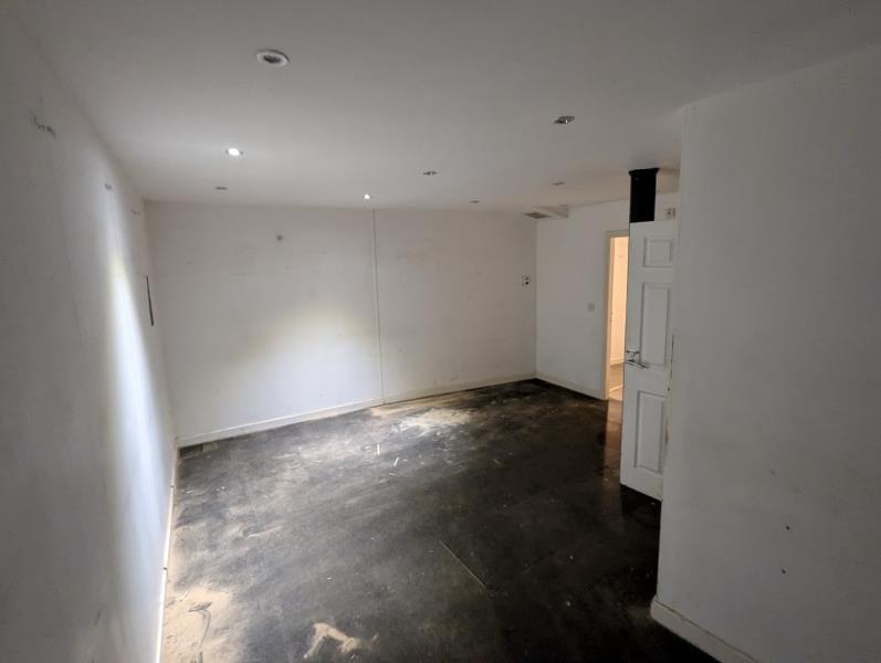 Lower Ground - 65/67 Lever St image 8