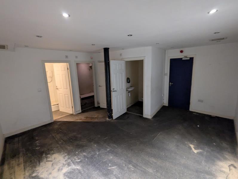 Lower Ground - 65/67 Lever St image 9