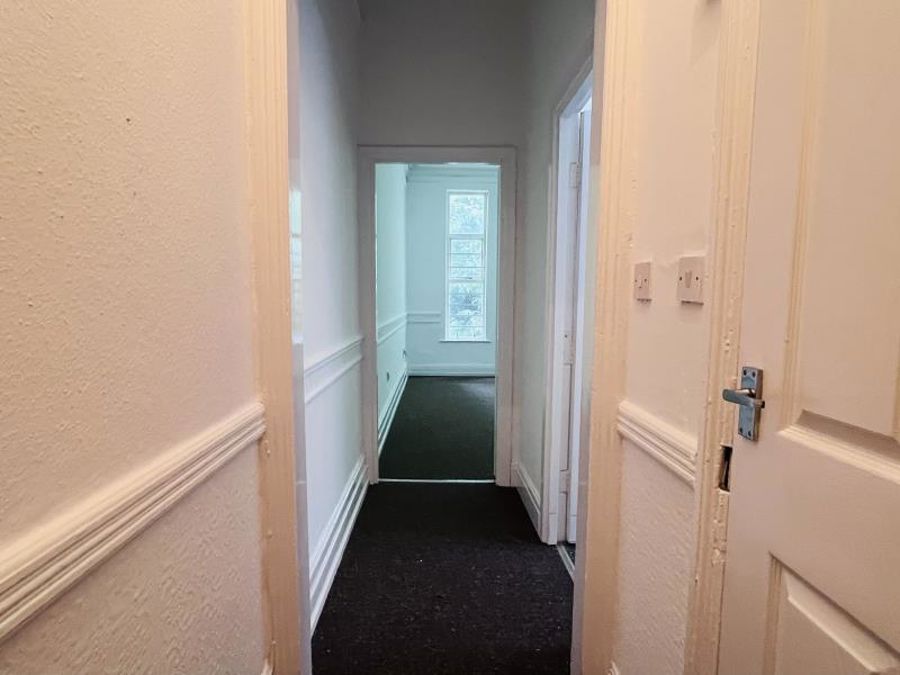 Flat 2, 16 Mayfield Road image 4