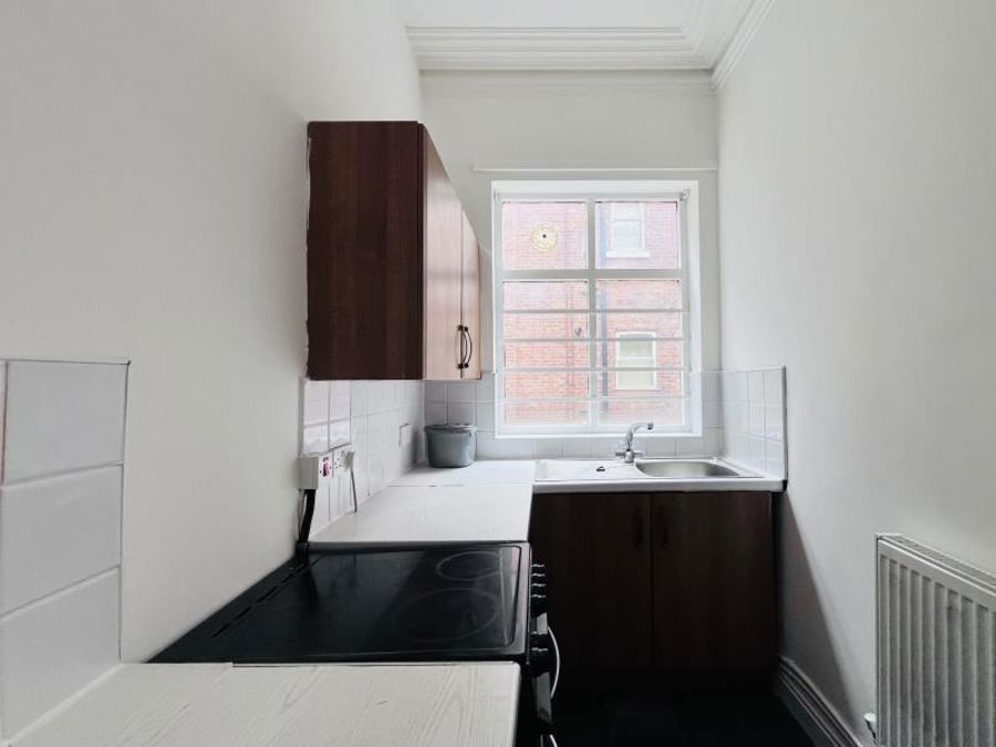 Flat 2, 16 Mayfield Road image 7