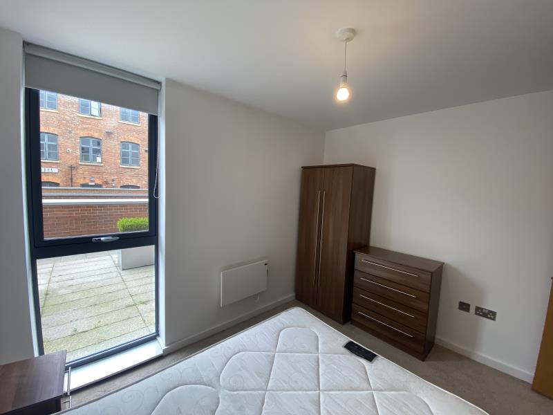 Apt G.18 :: Flint Glass Wharf image 4