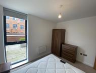 Apt G.18 :: Flint Glass Wharf image 4