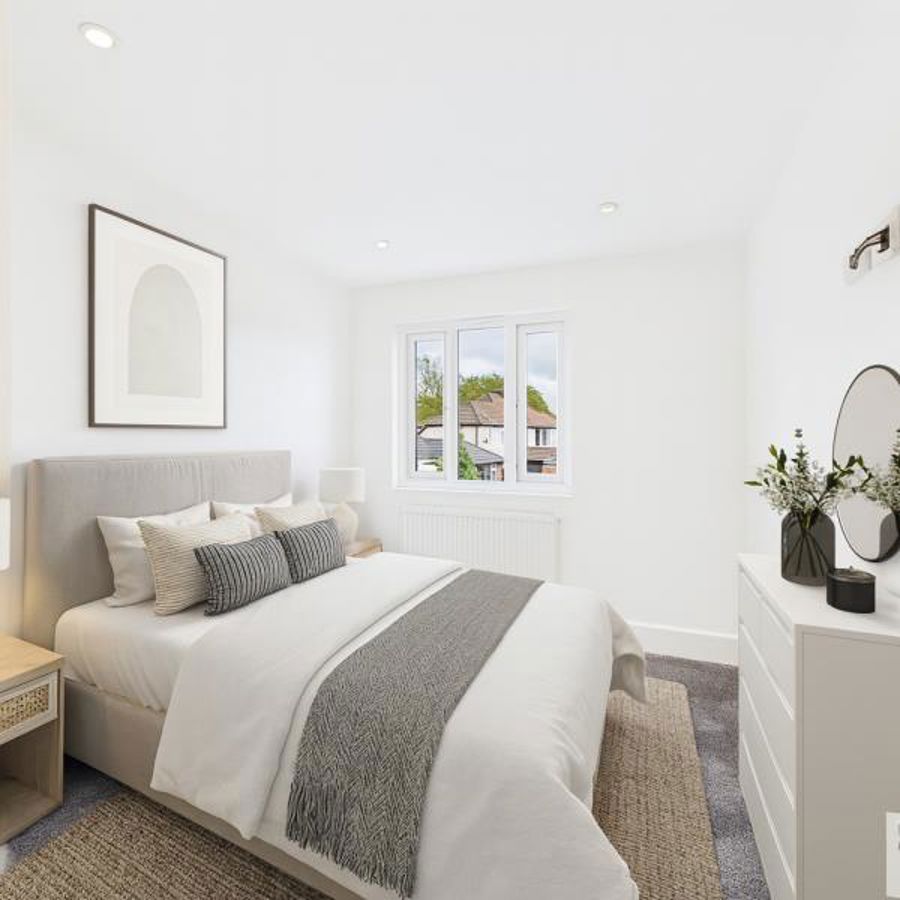 Surrey Avenue :: Marsland Green image 10