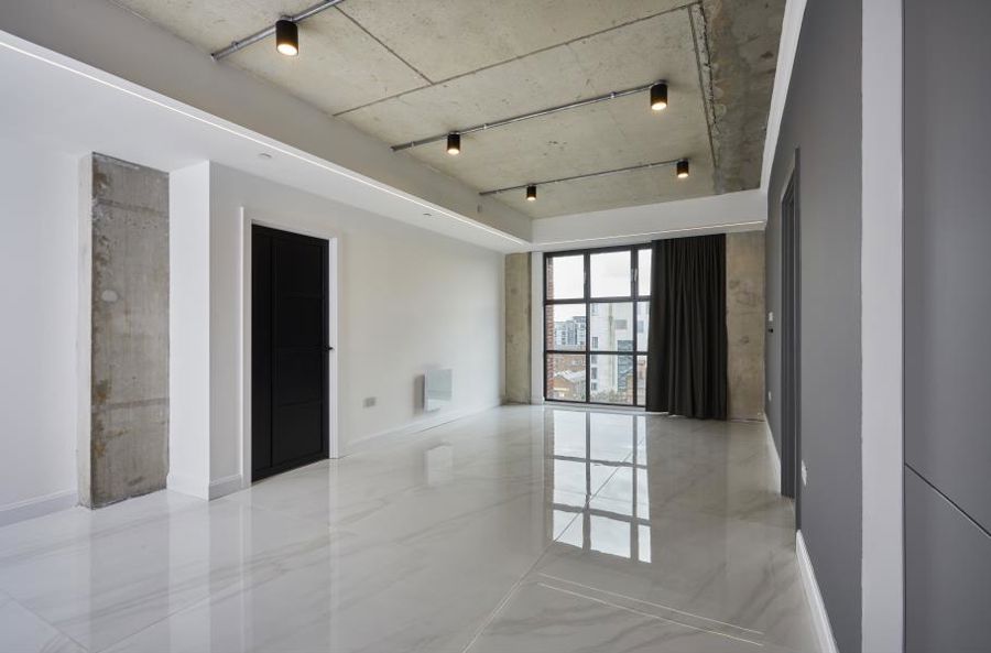 Apt :: 7.12 One Silk Street image 1