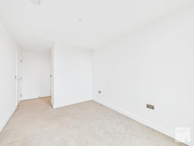 Elizabeth Tower :: Manchester image 12