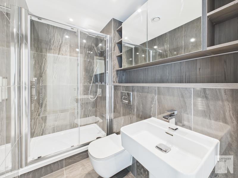 Elizabeth Tower :: Manchester image 14