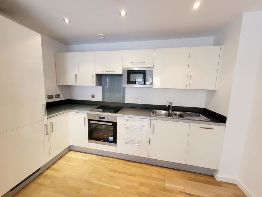 Apt G.18 :: Flint Glass Wharf image 2