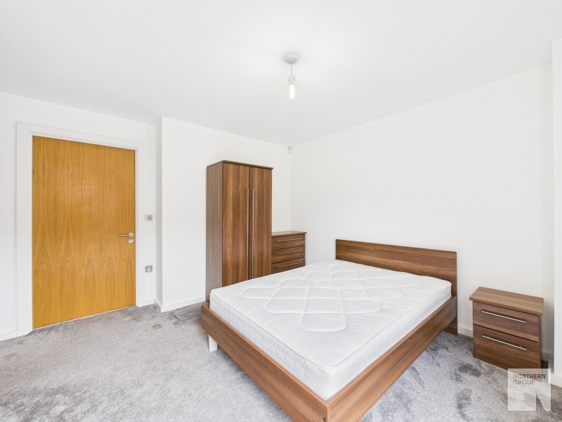 Apt G.18 :: Flint Glass Wharf image 6