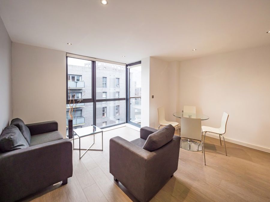 Apt 2.15 :: Flint Glass Wharf image 1