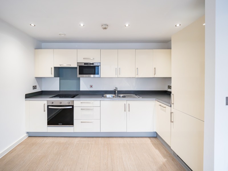 Apt 2.15 :: Flint Glass Wharf image 4