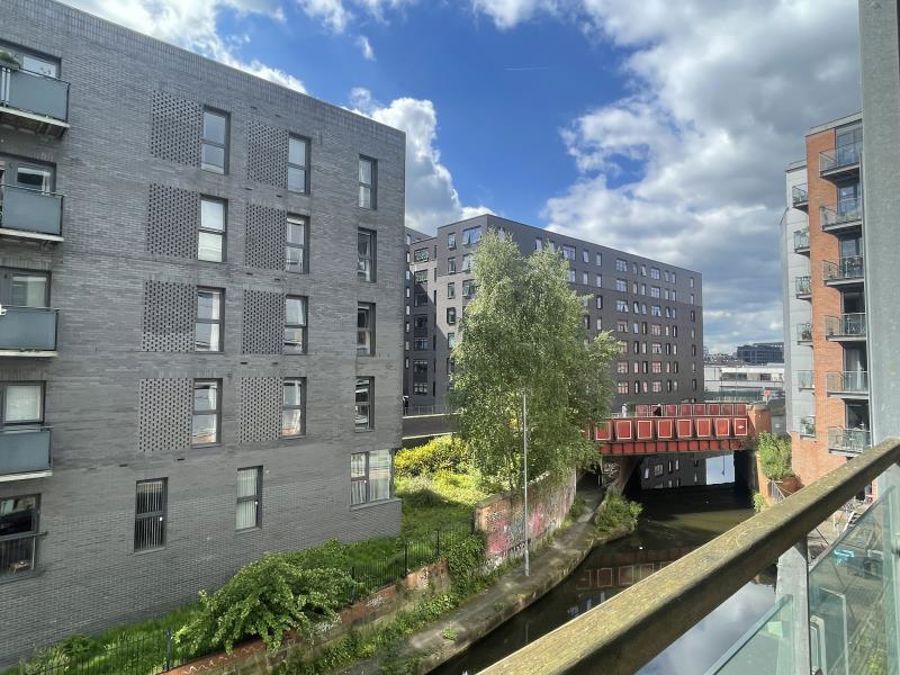 Apt 2.15 :: Flint Glass Wharf image 10