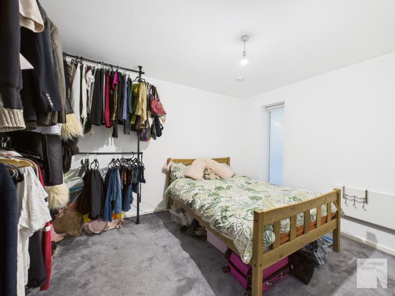 Apt 2.15 :: Ice Plant image 4