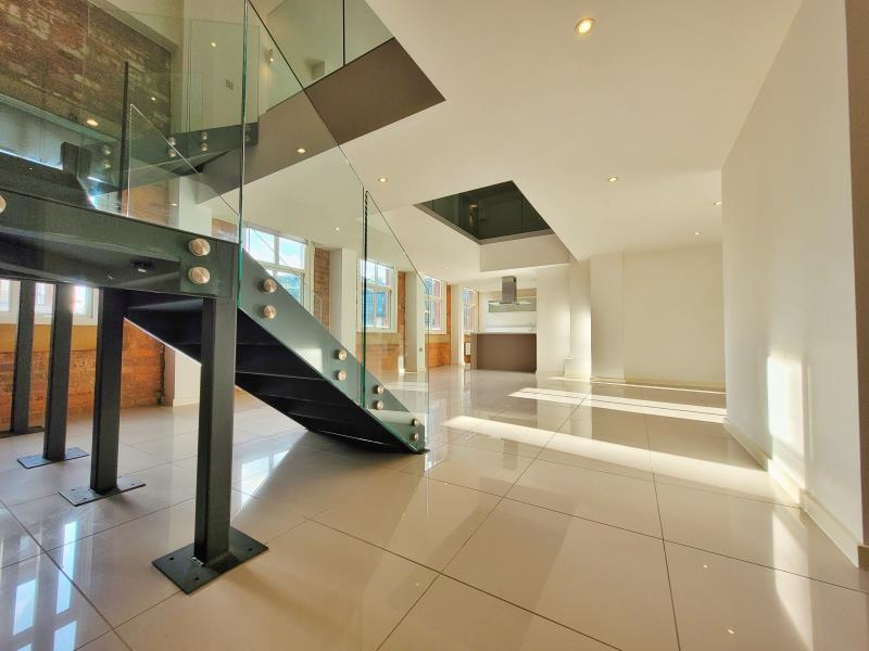 Apt 3.09 :: Ice Plant image 5