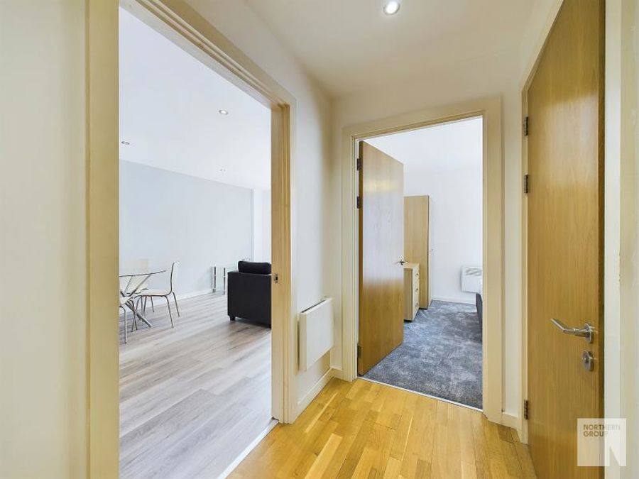 Apt 4.03 :: Flint Glass Wharf image 5