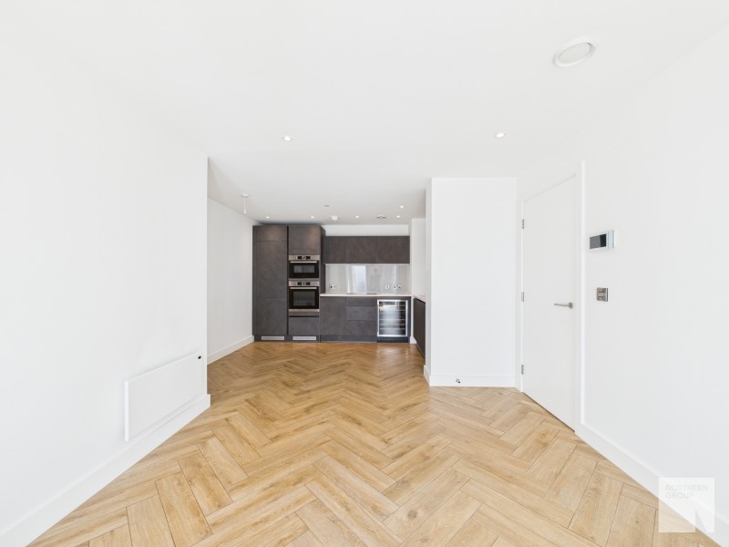 Elizabeth Tower :: Manchester image 6