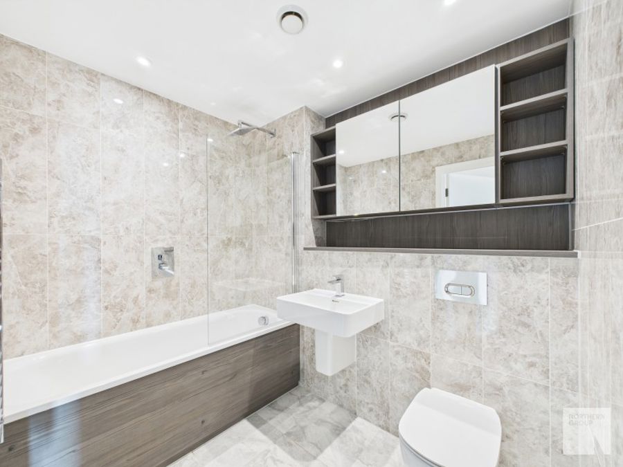 Elizabeth Tower :: Manchester image 8