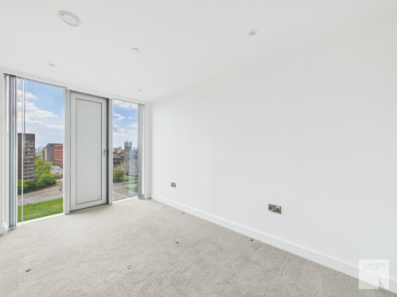 Elizabeth Tower :: Manchester image 11