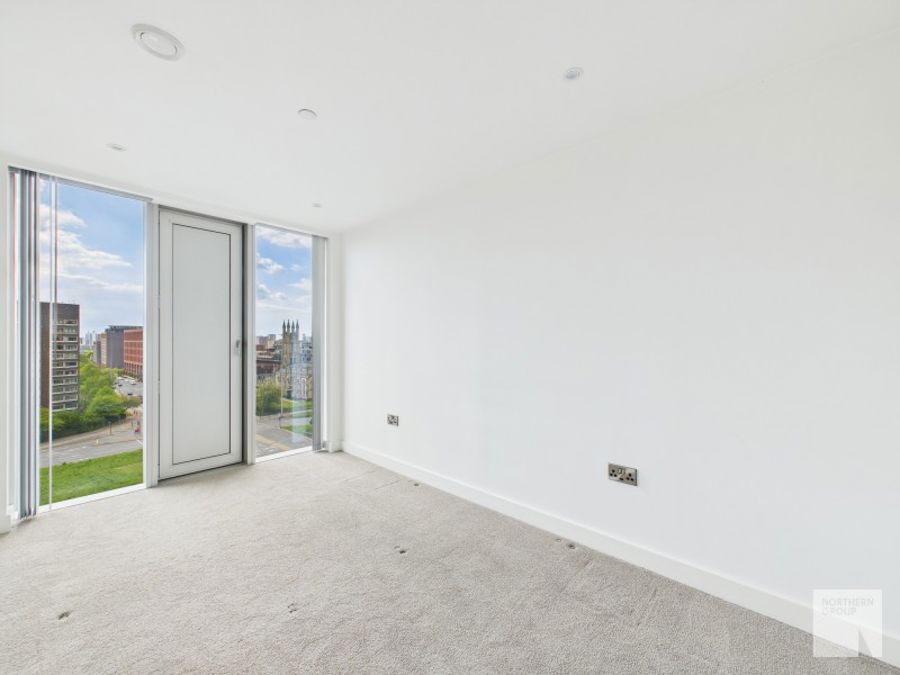 Elizabeth Tower :: Manchester image 11