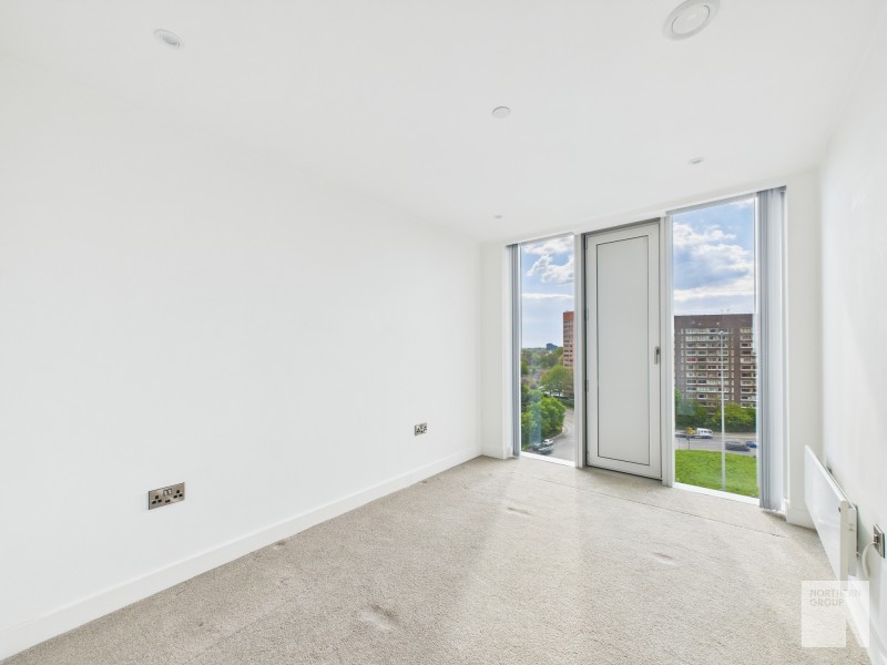 Elizabeth Tower :: Manchester image 13