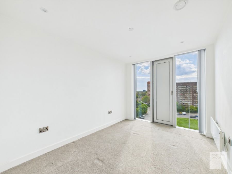 Elizabeth Tower :: Manchester image 13