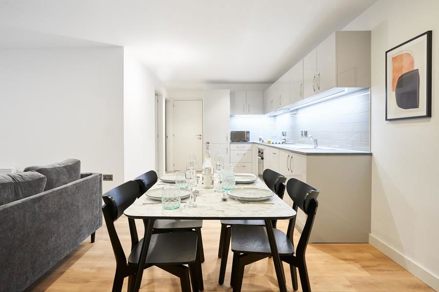 Flat 4 :: The Quarters image 8